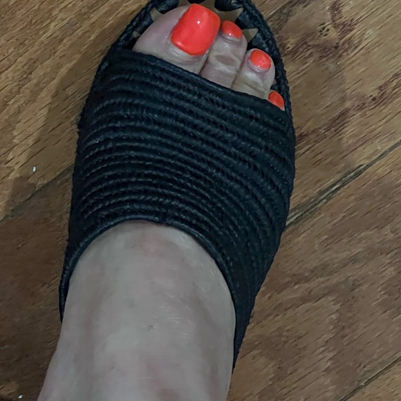 Carrie Forbes Karim Woven Raffia Wedge Slide - Picture 5 of 8